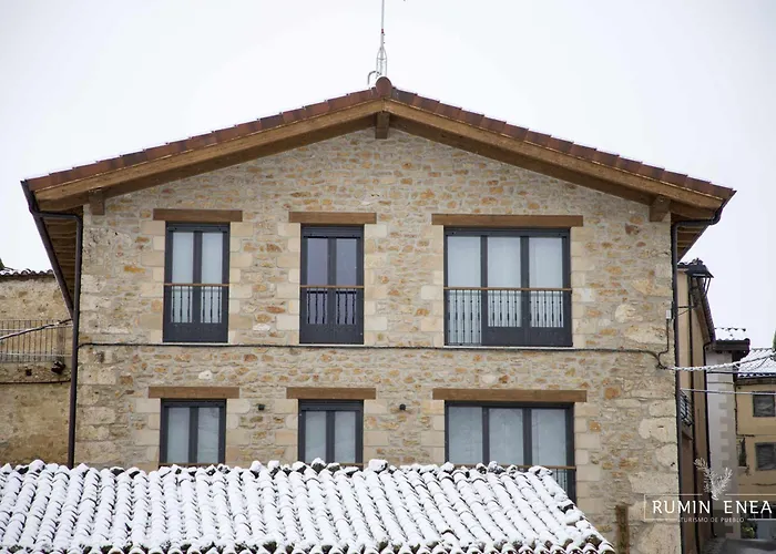 Rumin Enea Turismo De Pueblo
